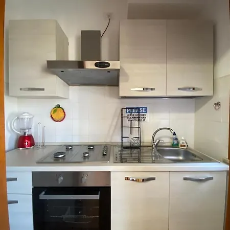 公寓 Da Debbydue *